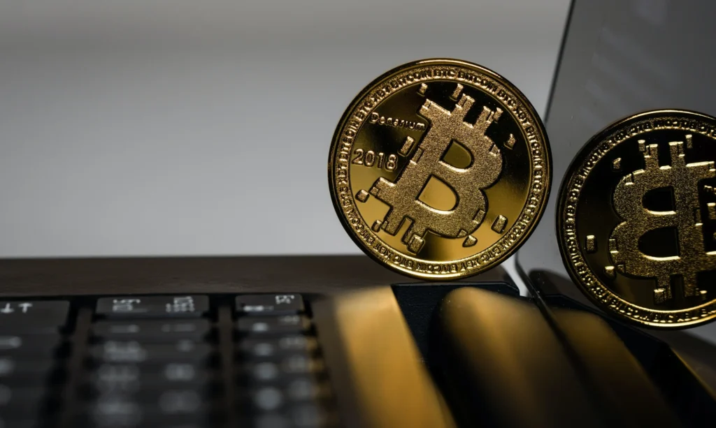 Как инвестировать биткоин на рынке недвижимости Турции